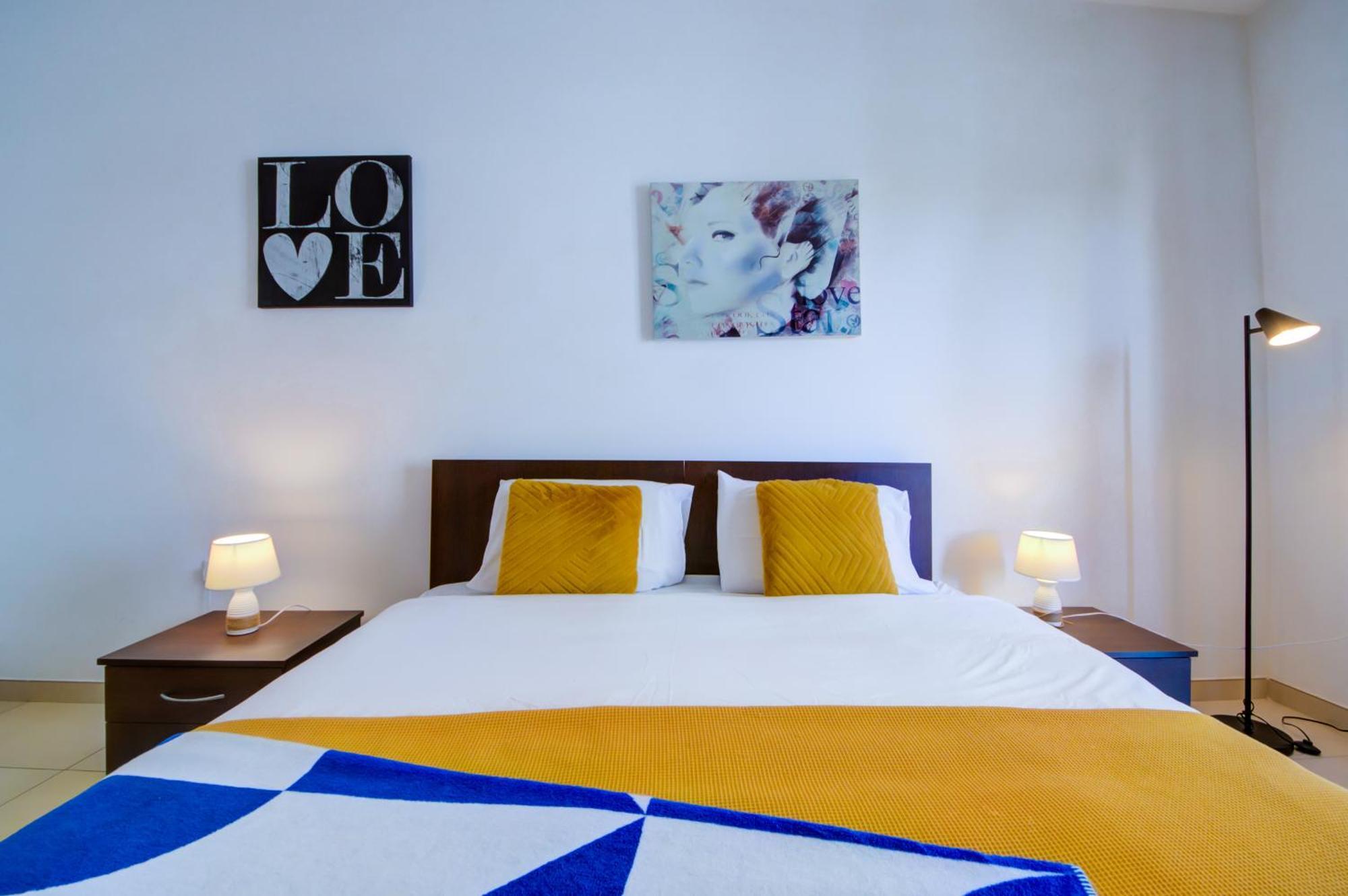 Prime Location, Modern Apartment In St Julian'S, Paceville, Apt 8 By Vaganza San Julián Exterior foto